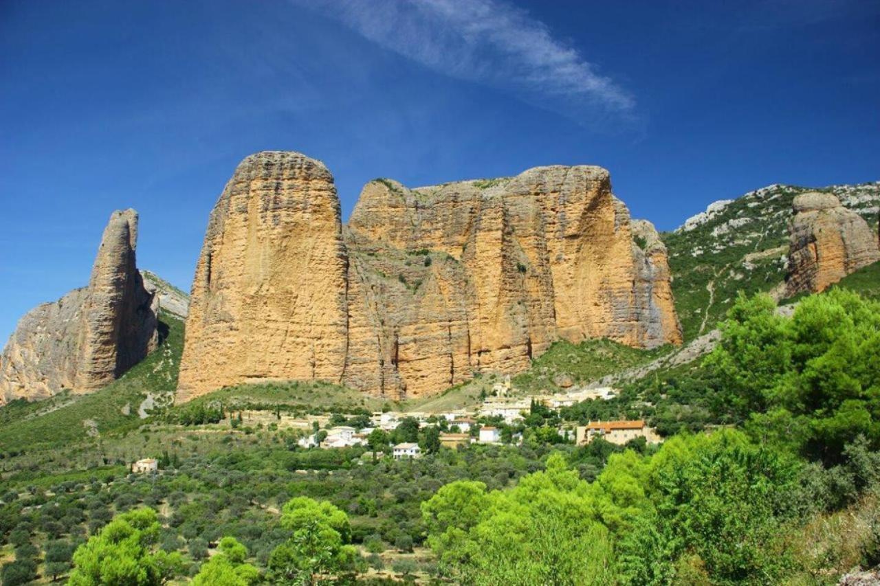 Apartamento Fontellas-Ayerbe Fontellas  Buitenkant foto