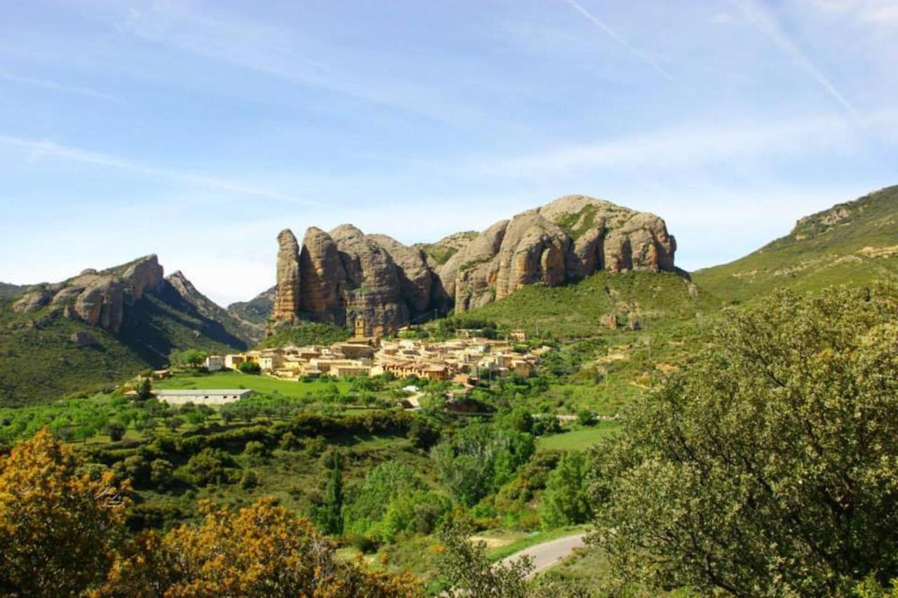 Apartamento Fontellas-Ayerbe Fontellas  Buitenkant foto